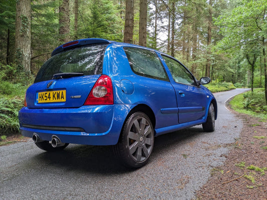 2004 RENAULTSPORT CLIO 182